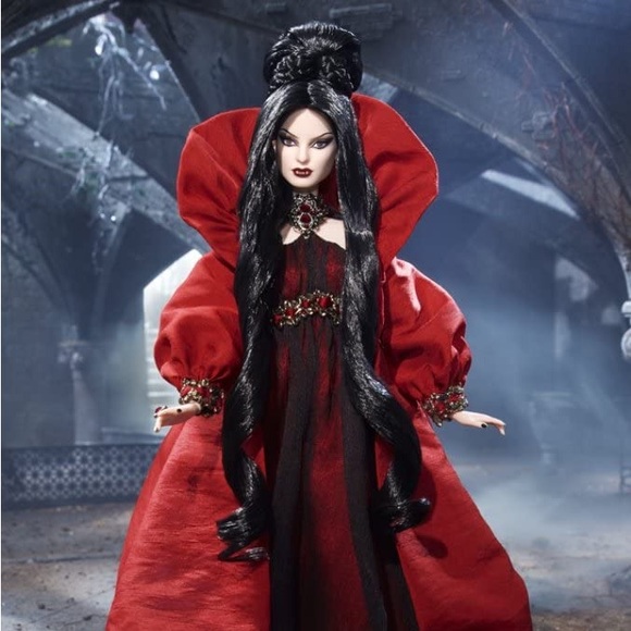 Haunted Beauty Vampire Barbie Gold Label Collection - Picture 9 of 10